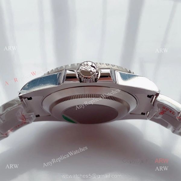 Noob V11 Replica Rolex Submariner Green Face 116610LV Watch 904L Swiss 32355 Noob V11 Replica Rolex Submariner Green Face 116610LV Watch 904L Swiss 32355