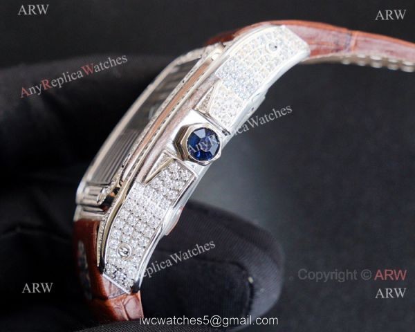 High Quality Fake Cartier Santos Iced Out Replica Watches For Men High Quality Fake Cartier Santos Iced Out Replica Watches For Men