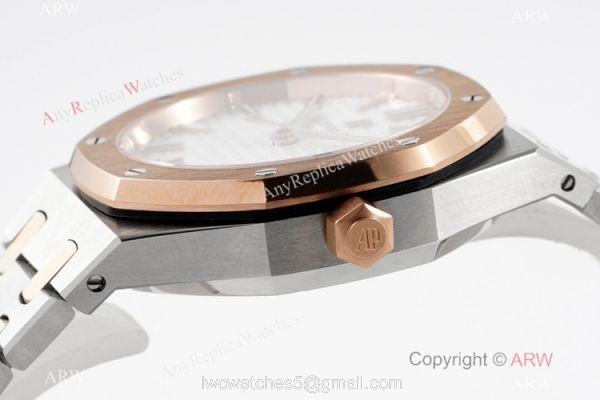 2021 New Swiss Audemars Piguet Royal Oak Rose Gold 34mm Watch Caliber 5800 Selfwinding Movement 2021 New Swiss Audemars Piguet Royal Oak Rose Gold 34mm Watch Caliber 5800 Selfwinding Movement