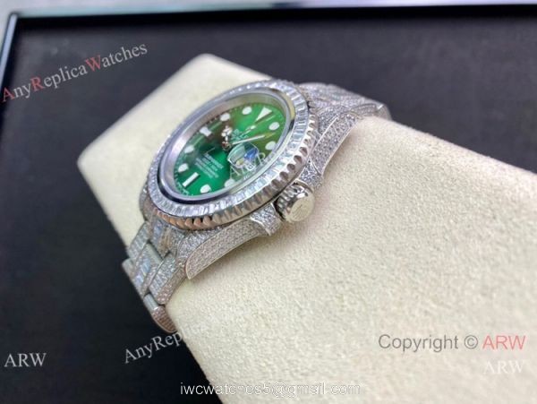 Swiss Replica Rolex Submariner 2836 Iced Out Watch 904L Stainless Steel Green Face 40mm Swiss Replica Rolex Submariner 2836 Iced Out Watch 904L Stainless Steel Green Face 40mm