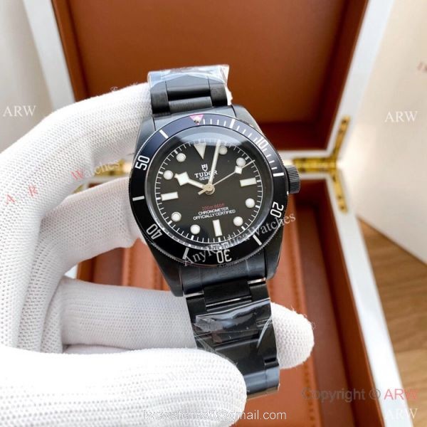 Tudor Heritage Watches Two Tone Caase AAA Replica Tudor Heritage Watches Two Tone Caase AAA Replica