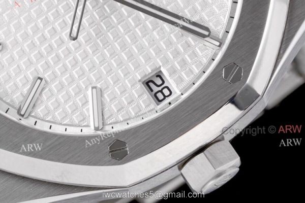 15500 ZF Audemars Royal Oak Silver Dial Stainless Steel Superclone Watch 41mm 15500 ZF Audemars Royal Oak Silver Dial Stainless Steel Superclone Watch 41mm