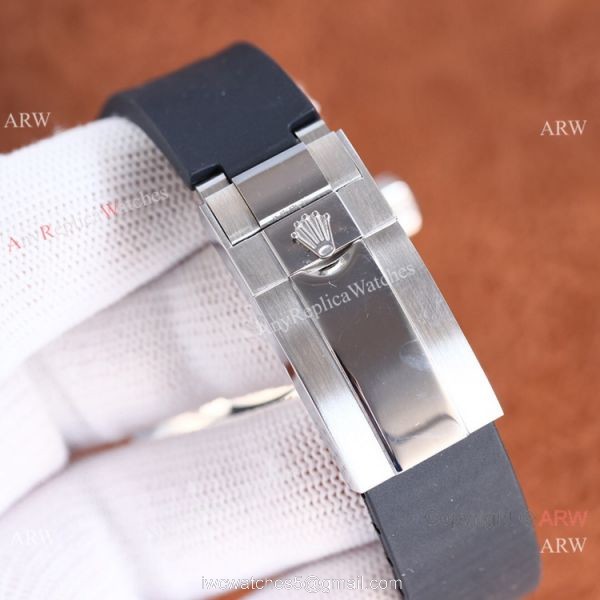Swiss Quality Rolex Submariner Pink Watch Citizen 8215 Black Oysterflex Rubber Strap Swiss Quality Rolex Submariner Pink Watch Citizen 8215 Black Oysterflex Rubber Strap