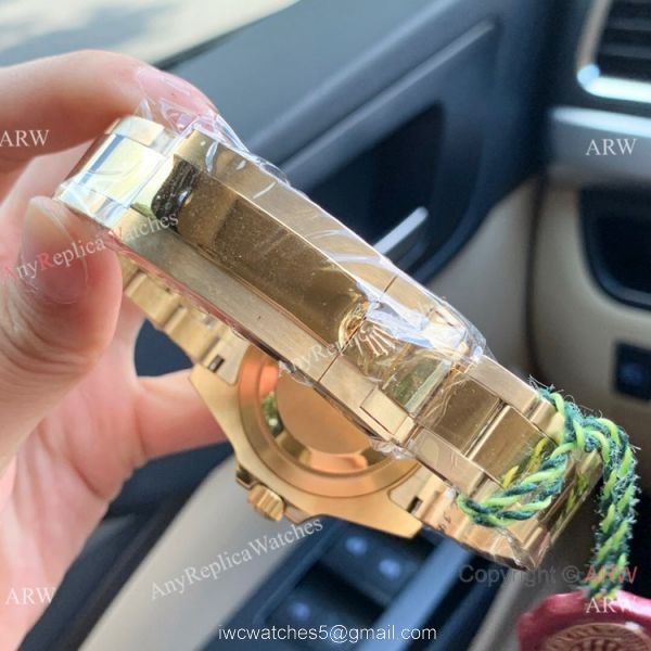 Swiss Quality AAA Replica Rolex Submariner Citizen 8215 Watch Yellow Gold Blue Dial 40mm Swiss Quality AAA Replica Rolex Submariner Citizen 8215 Watch Yellow Gold Blue Dial 40mm