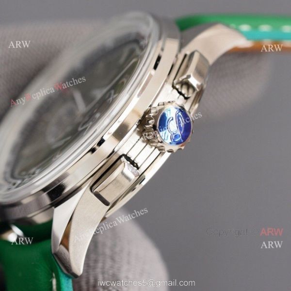 Copy Breitling Premier B01 Green Dial Leather Strap 42MM Men Watch Copy Breitling Premier B01 Green Dial Leather Strap 42MM Men Watch