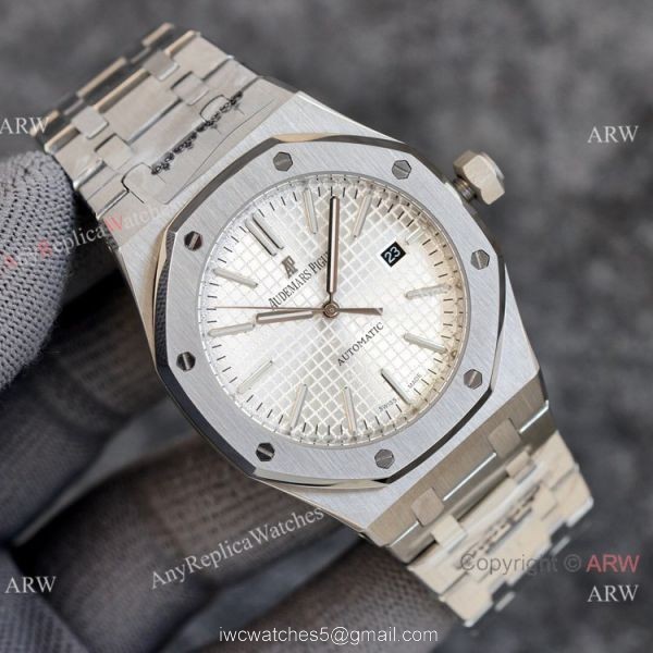 NEW! Audemars Piguet Royal Oak 15500 41mm Automatic Watches New Olive Green Dial NEW! Audemars Piguet Royal Oak 15500 41mm Automatic Watches New Olive Green Dial