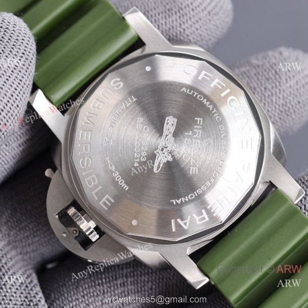 New Knockoff Panerai PAM01223 Submersible 42mm Watch White Dial New Knockoff Panerai PAM01223 Submersible 42mm Watch White Dial