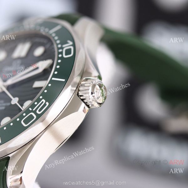 Omega 2022 Novelties Swiss Omega Seamaster 300m Diver VSF 8800 Green Rubber Strap Watch Omega 2022 Novelties Swiss Omega Seamaster 300m Diver VSF 8800 Green Rubber Strap Watch