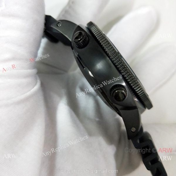 Copy Panerai Submersible Rubber Strap Black Case Watch PAM983