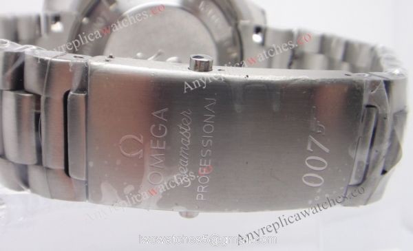 Replica Omega Watches Seamaster Planet Ocean 007 Watch with Orange Bezel