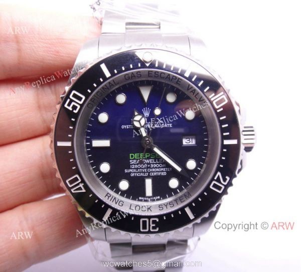 Noob Factory V3 Replica Rolex Deepsea Watch with D-Blue Face Black Ceramic Bezel