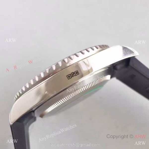 Stainless Steel Black Dial Submariner Rolex Rubber Strap Watch New Upgraded