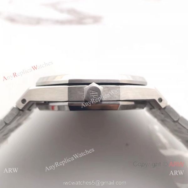 JF Factory Audemars Piguet Royal Oak Watch Replica Frosted Black Dial