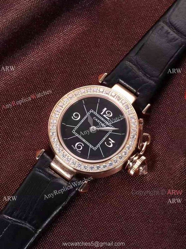 Wholesale Price Replica Cartier Pasha Lady Watch Rose Gold Case Blue Version