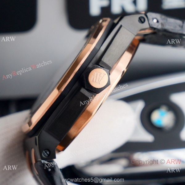 Copy Audemars Piguet Royal Oak Diver Watches Rose Gold and Black