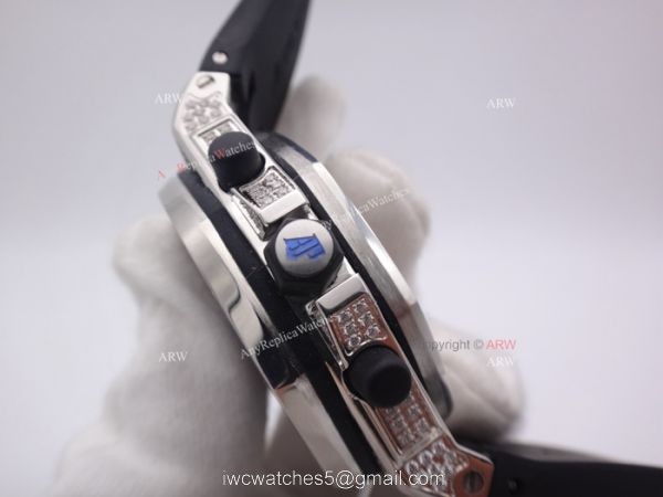 Replica Audemars Piguet Royal Oak Offshore Diamond Watch Black Dial Rubber Strap