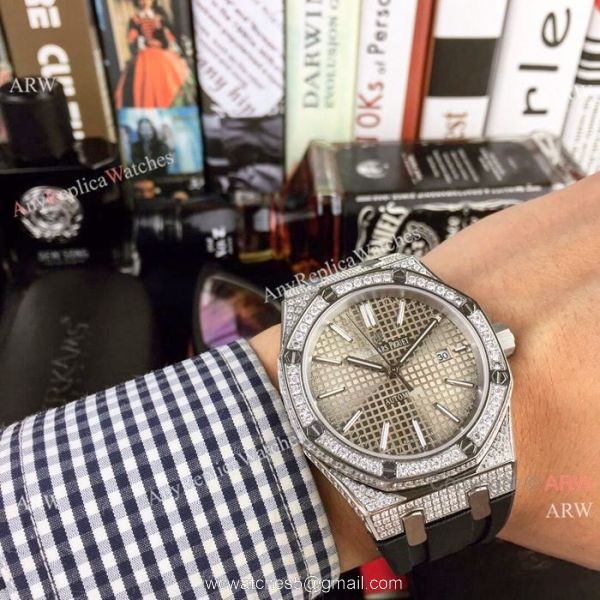 Audemars Piguet Royal Oak Diamond Replica Watches 43mm Black Dial