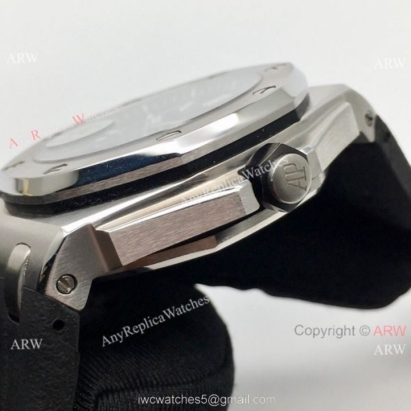 Fake Audemars Piguet Royal Oak Offshore Diver Watches SS Black Dial 42mm