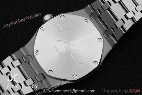 Replica Audemars Piguet Royal Oak Jumbo Extra Thin 39MM Watch Stainless Steel Blue Face