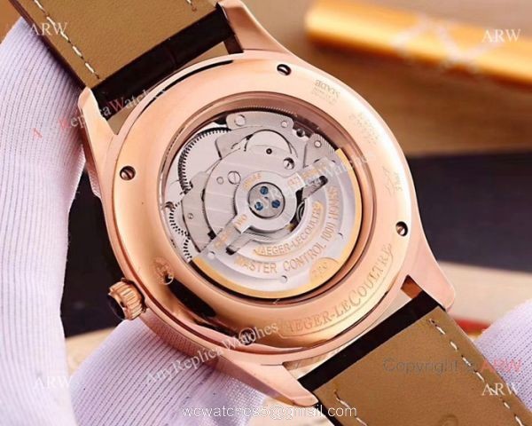 New Style Jaeger LeCoultre Geophysic Universal Replica Watch Rose Gold 41mm