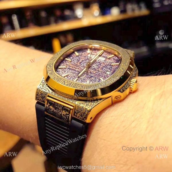 Patek Philippe Engraving Nautilus Anniversary Watch Gold Case 40MM