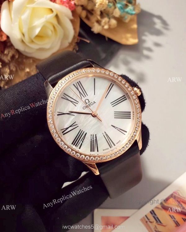 Omega De Ville Tresor Ladies Watches Blue MOP Dial Rose Gold