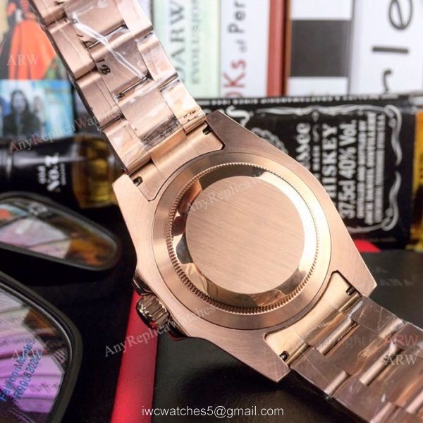 UR Replica Rolex GMT 2018 Root-Beer Rose Gold Black Dial Watch Swiss Grade