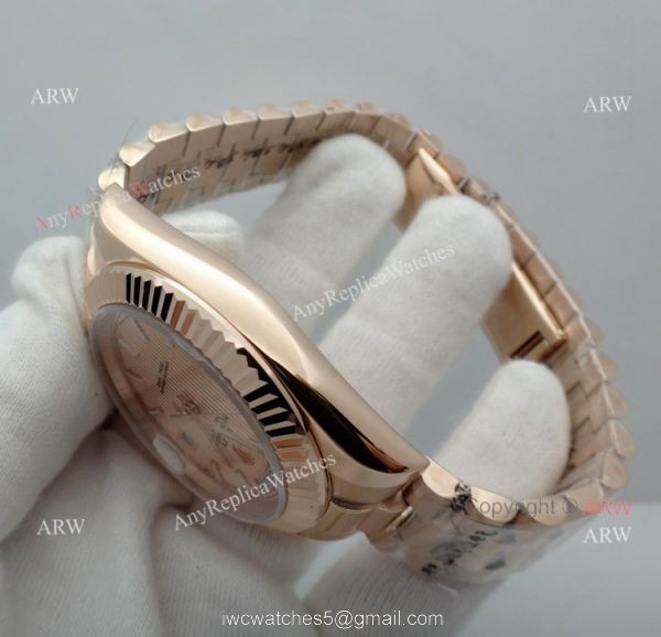 Replica Presidential Rolex Day date 40mm Watch Rose Gold stripped Dial