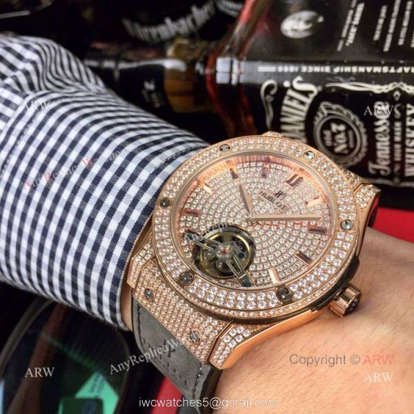 Iced Out Hublot Classic Fusion Watch Replica Rose Gold Gray Gummy Strap