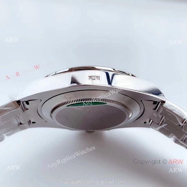 Noob Factory V7 Swiss 3186 Replica Rolex Explorer II 42mm Watch Black Dial