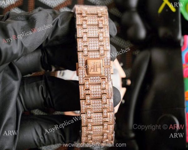 Rose Gold Royal Oak Offshore AP Iced Out Replica Watch for Sale