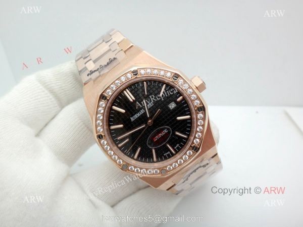 Copy Audemars Piguet Royal Oak Diamond bezel Rose Gold Watch 44MM