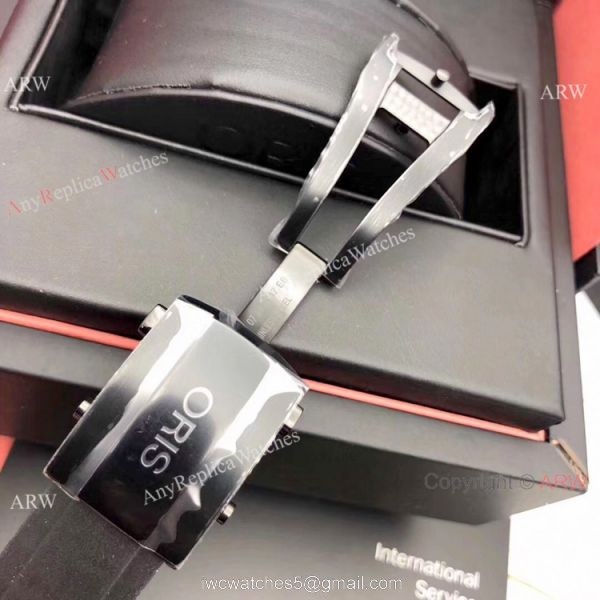 Swiss Fake Oris Aquis Automatic Watch Black Case Sapphire glass