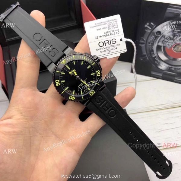 Swiss Fake Oris Aquis 43mm Watch Black and Yellow