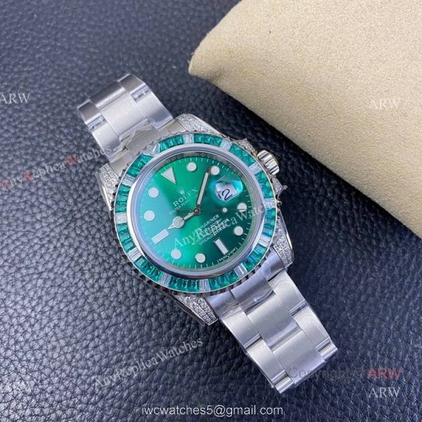 KS Factory Swiss Replica Rolex Submariner Green Dial Sapphire And Diamond Watch