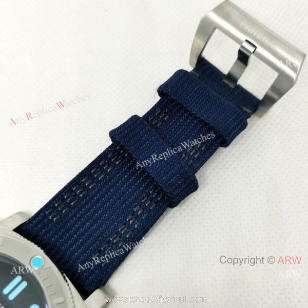 NEW! Panerai PAM985 Submersible Mike Horn Edition Blue Watch 47mm