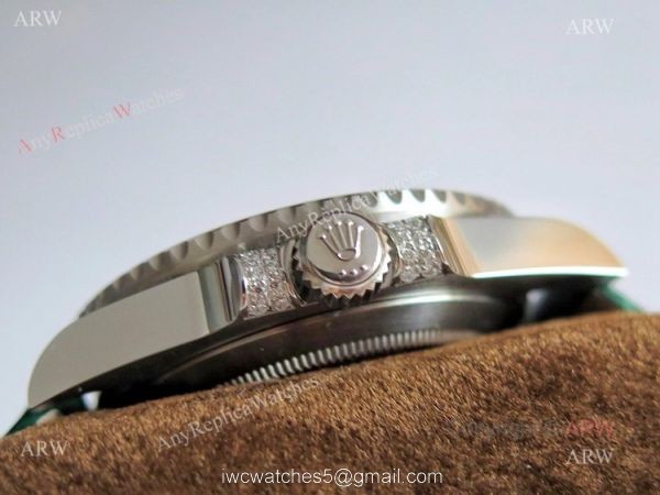 Noob Rolex Submariner Green Diamond Bezel Replica Watches 904L