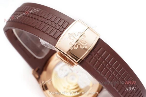 (ZF) AAA Replica Patek Philippe 5167R Aquanaut Rose Gold Chocolate Dial Brown Rubber Strap Men Watch