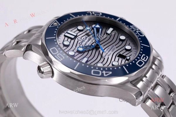 VS Factory Omega Seamaster Diver 300m Grey Wave Dial Omega 8800 Movement Watch Replica