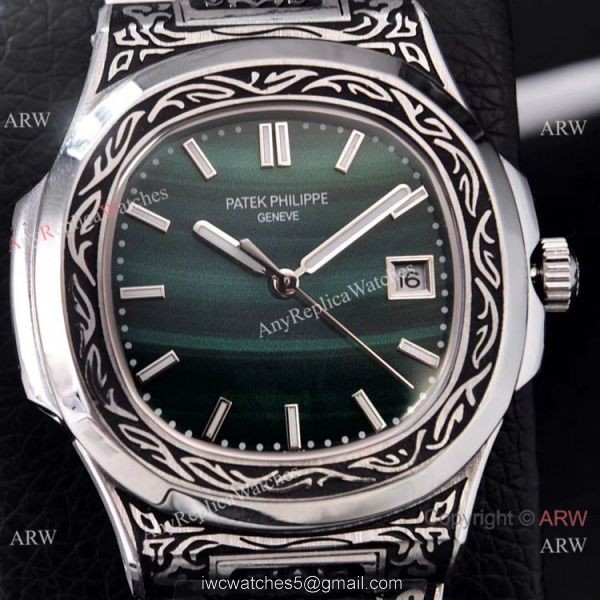 Clone Patek Philippe Nautilus Silver Tattoo Wrist Purple Dial 40mm