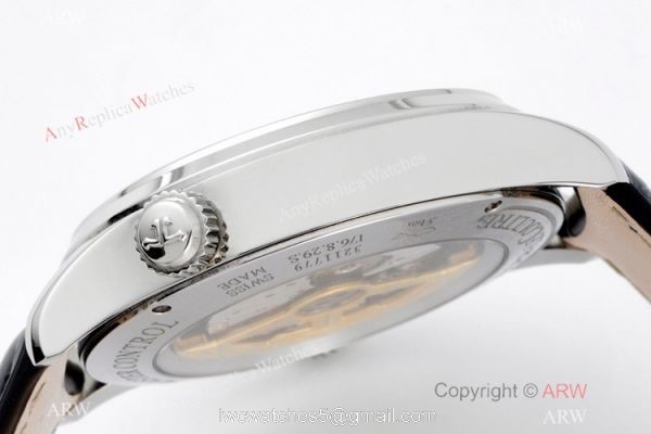 ZF Factory 1:1 Swiss Replica Jaeger leCoultre Master Watch Blue Face Leather Strap