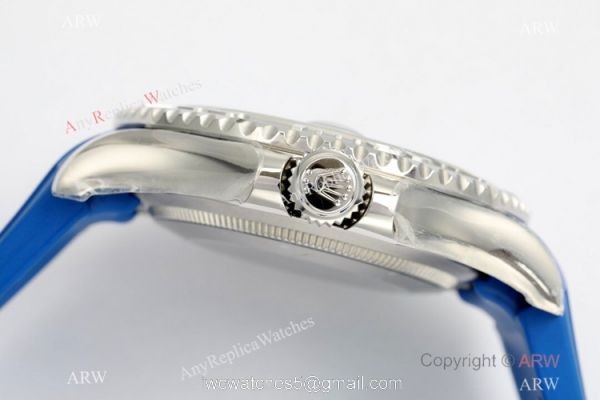 EW Factory Rolex Yacht Master 40mm Swiss 3235 904L Blue Rubber Watch AAA Replica