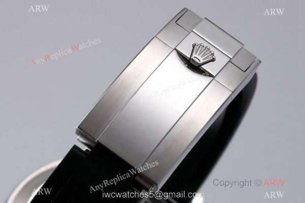 BL Factory AAA Grade Rolex Daytona Rainbow Bezel Oysterflex Strap Watch Cal.4130 Movement