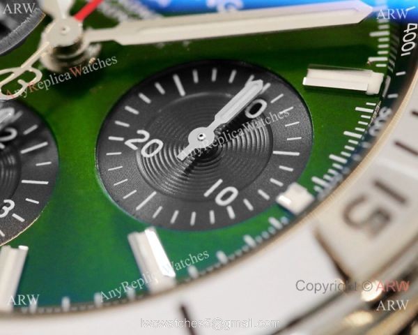 2021 New Super Clone Breitling Chronomat GF Factory Watch 42mm Green Dial