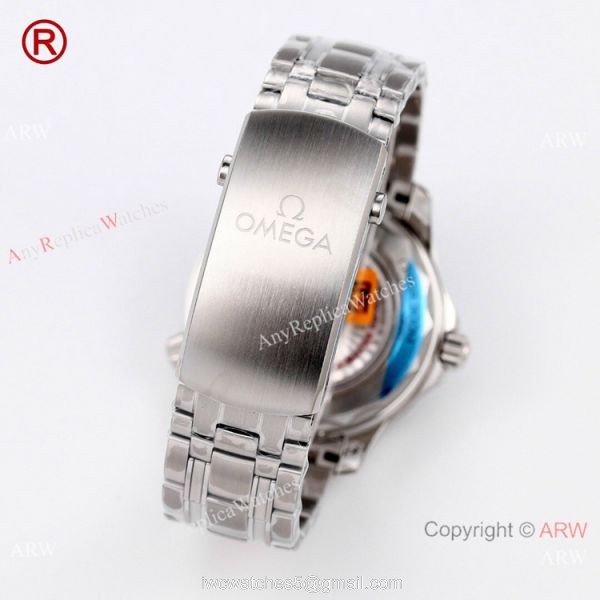2021 NEW Grade A Replica Omega Seamaster 300m Diver OR Calibre 8800 Watch White Dial 42mm