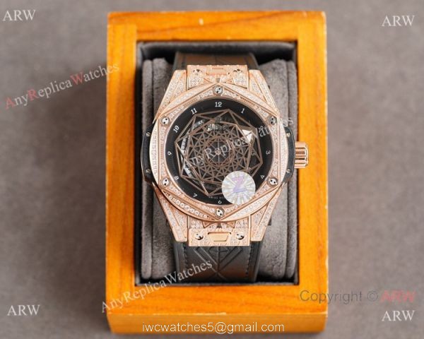 Z Factory Swiss Copy Hublot Sang Bleu Diamond Bezel 45mm Watch Citizen Movement