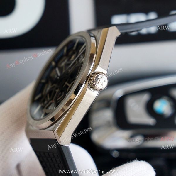 Best Zenith Defy Classic Skeleton Dial Black Rubber Strap 41mm High Copy Watch Swiss Grade