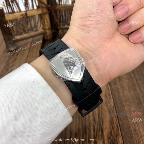 Replica Lamborghini 124bbr Spyder Quartz Watch 47mm Black Rubber Band