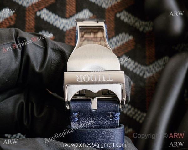Vintage Tudor Heritage Watch Stainless Steel Blue Dial Automatic 42mm