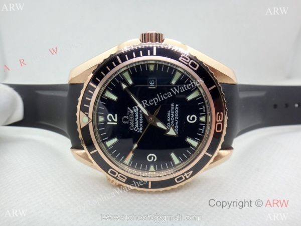 Clone Omega Seamaster Automatic Rose Gold Rubber Strap Watch